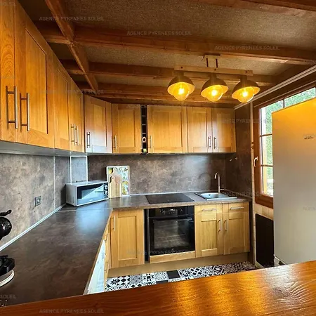 Chalet 4 Faces 80m² Proche Avec Garage - Fr-1-295-187 *